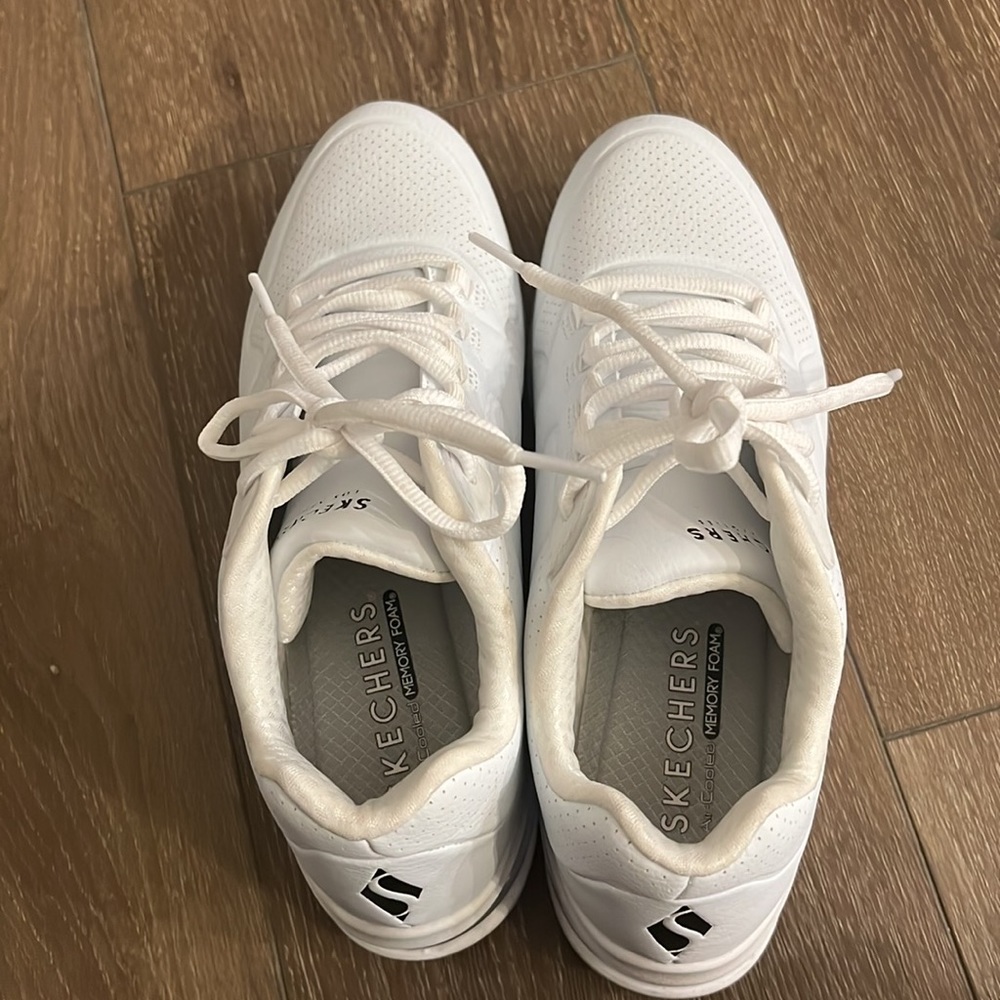 Womens Skechers Shoes